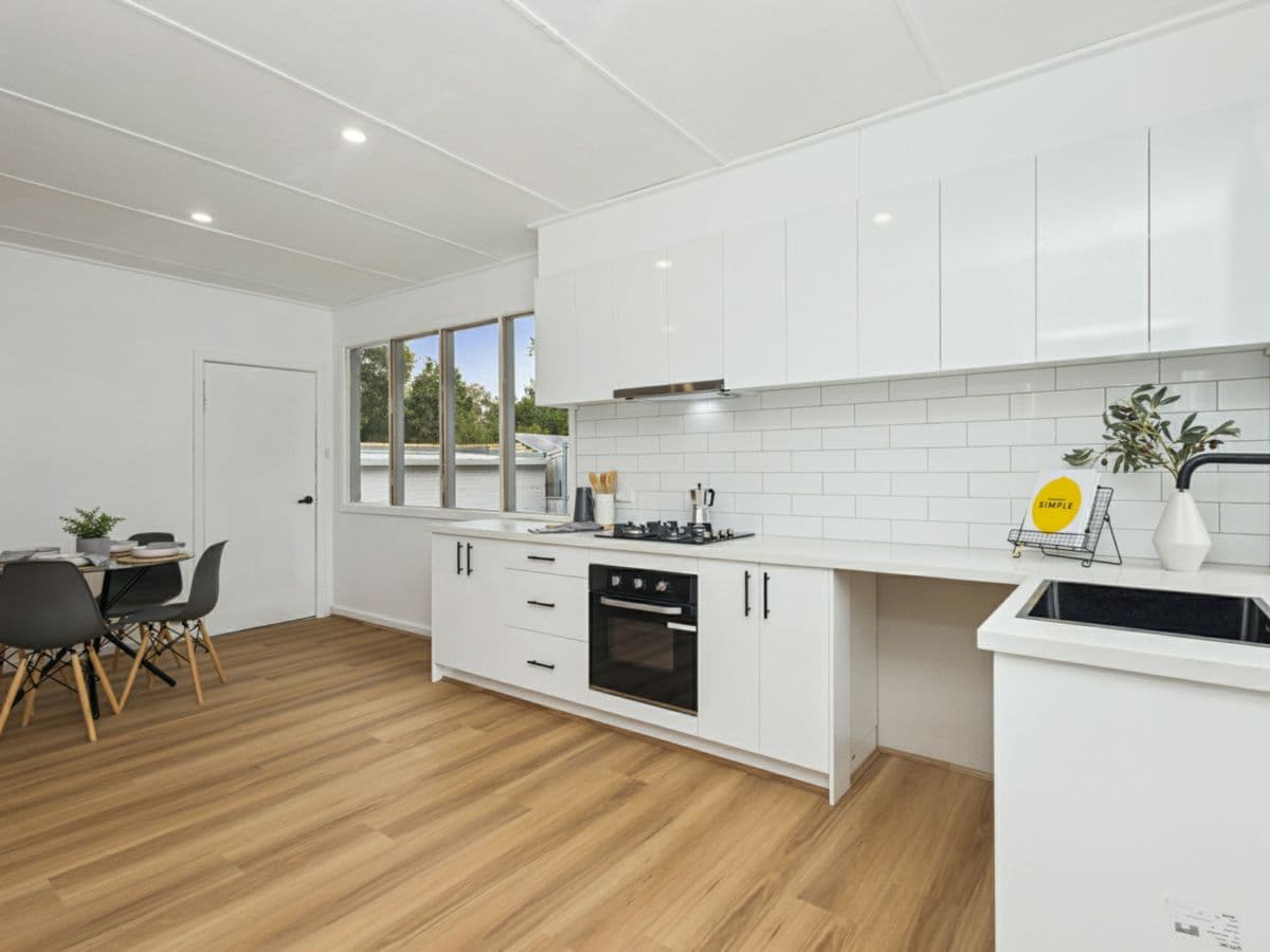 456 High Street, GOLDEN SQUARE, Golden Square - Thumbnail 4