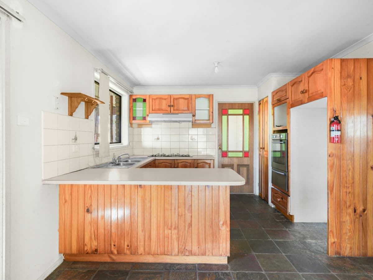 166 Rosella Avenue, WERRIBEE, Werribee - Thumbnail 6