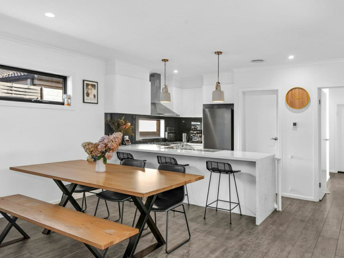 11 Rocky Point Road, ARMSTRONG CREEK, Armstrong Creek - Thumbnail 7