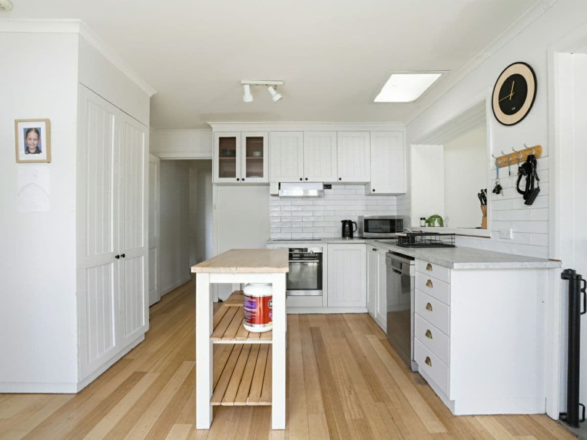 110 Cambridge Street, WEST LAUNCESTON, West Launceston - Thumbnail 2