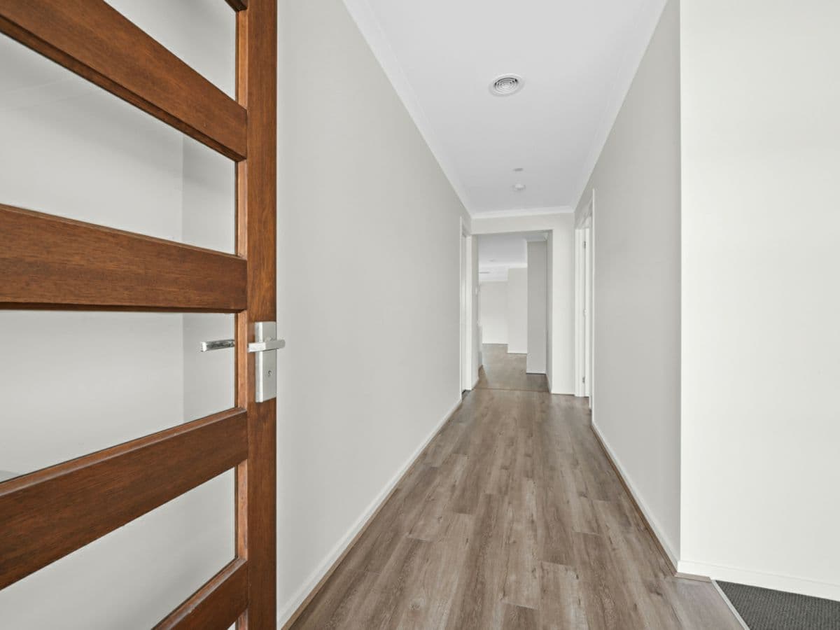 3 Basilico Street, WYNDHAM VALE, Wyndham Vale - Thumbnail 2