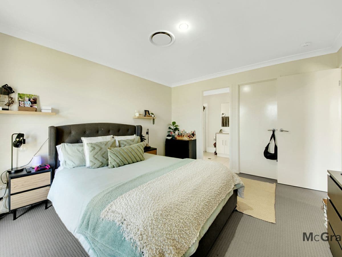 1 Shearwater Drive, GLEN EDEN, Glen Eden - Thumbnail 8