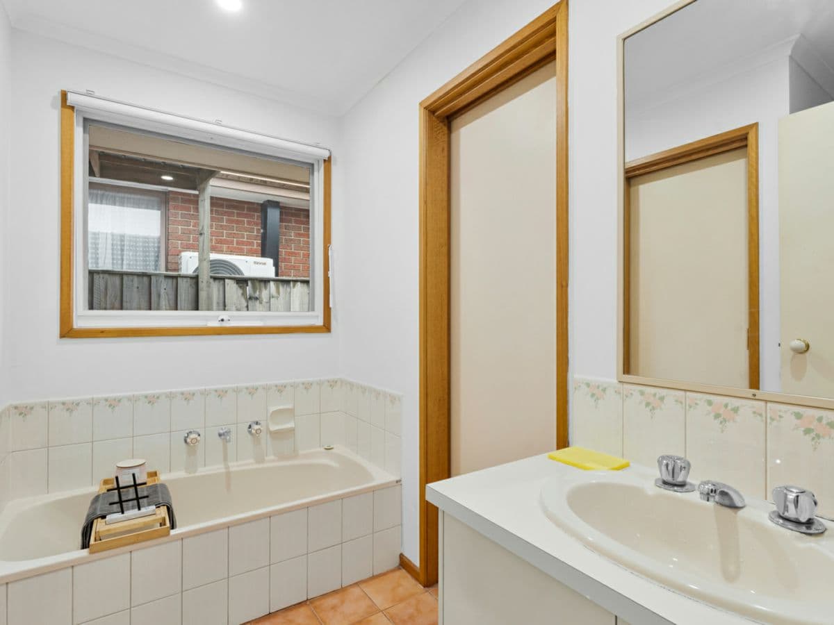45 Norfolk Drive, NARRE WARREN, Narre Warren - Thumbnail 7