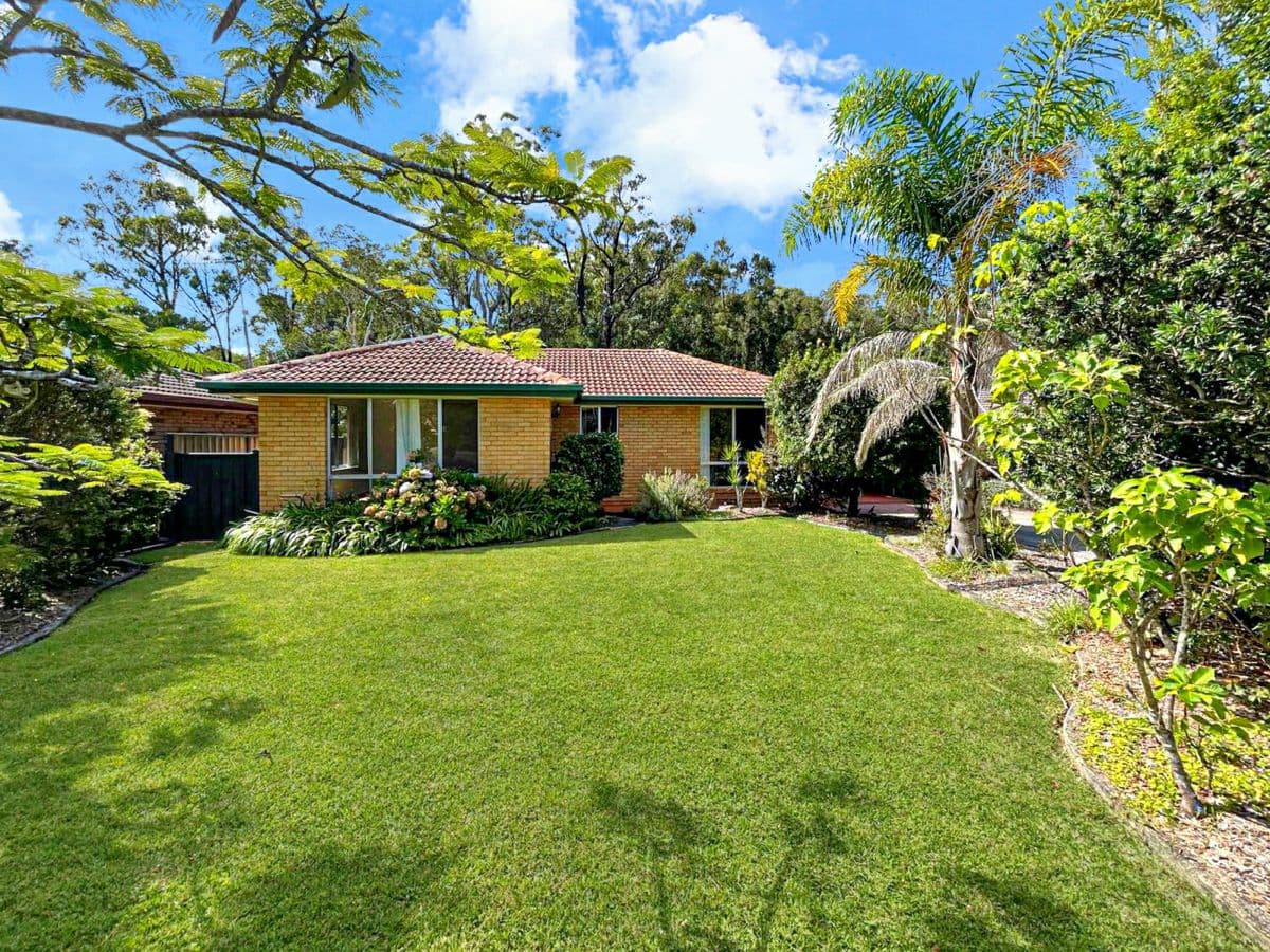 8 Bower Crescent, TOORMINA, Toormina - Image 1