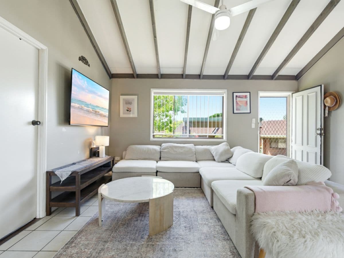 12/129 North Road, WOODRIDGE, Woodridge - Thumbnail 3