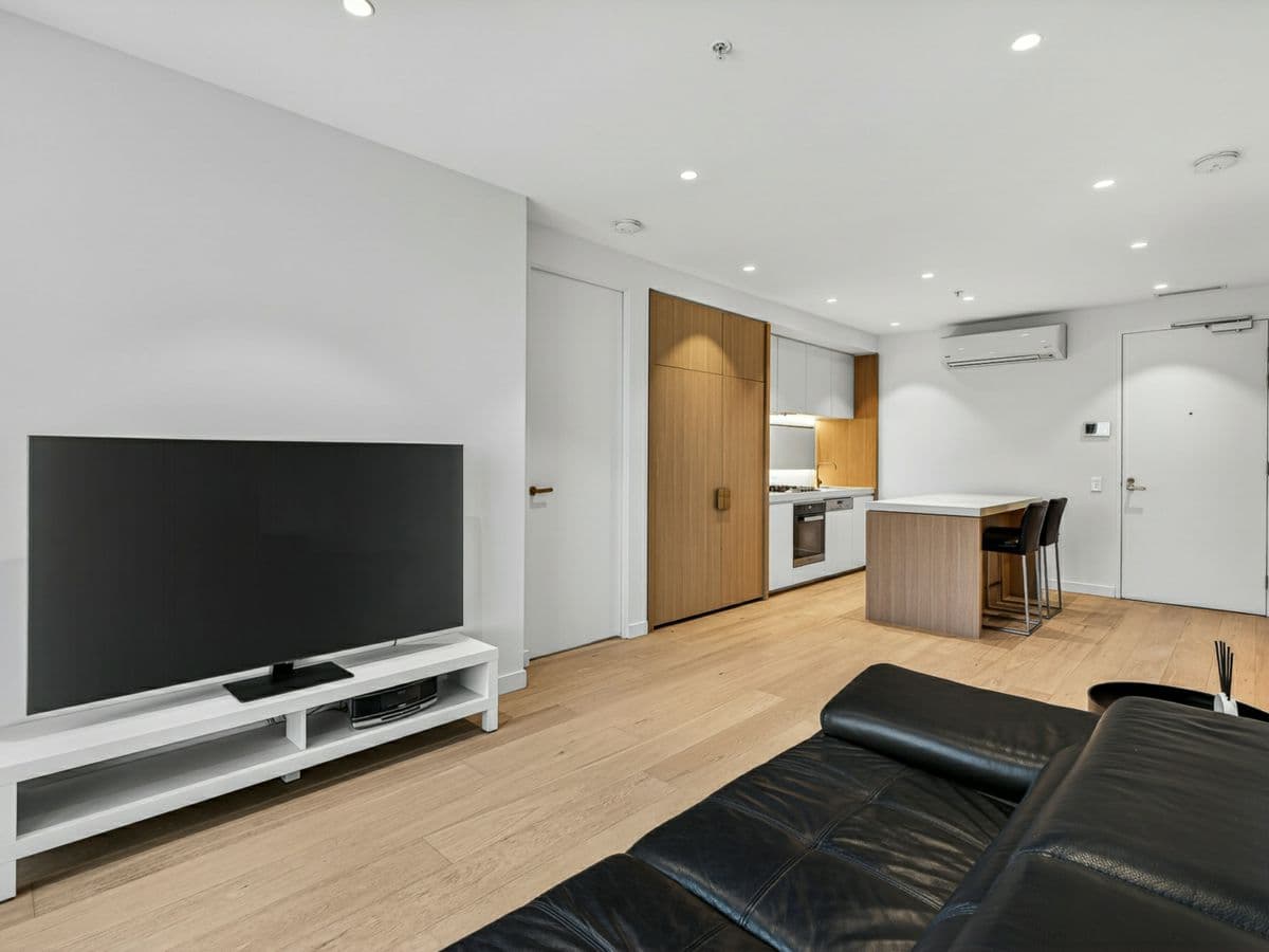 2605/545 Station Street, BOX HILL, Box Hill - Thumbnail 2