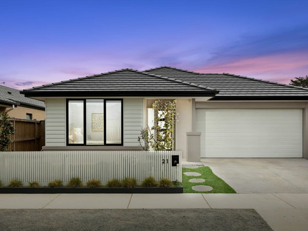 21 Stingray Street, ARMSTRONG CREEK, Armstrong Creek - Image 1