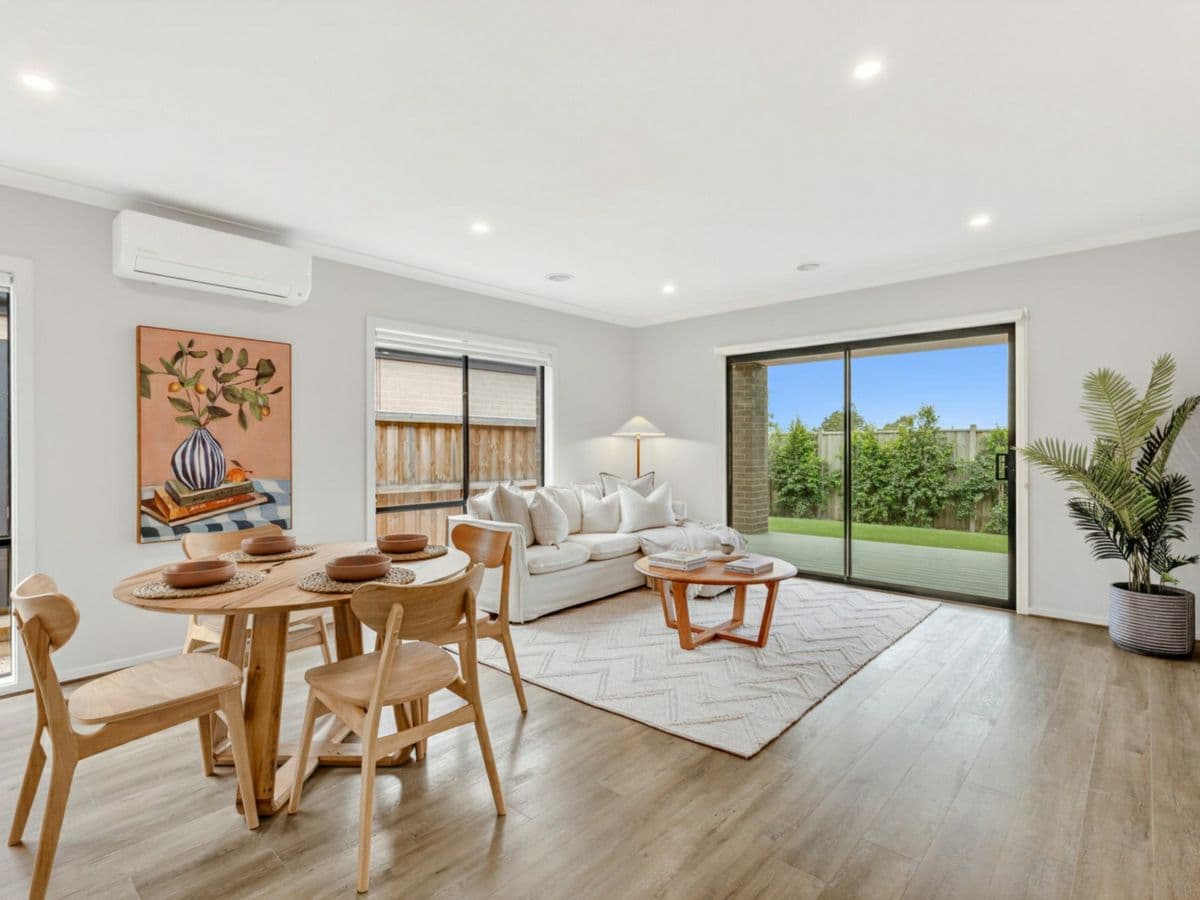 21 Stingray Street, ARMSTRONG CREEK, Armstrong Creek - Thumbnail 6