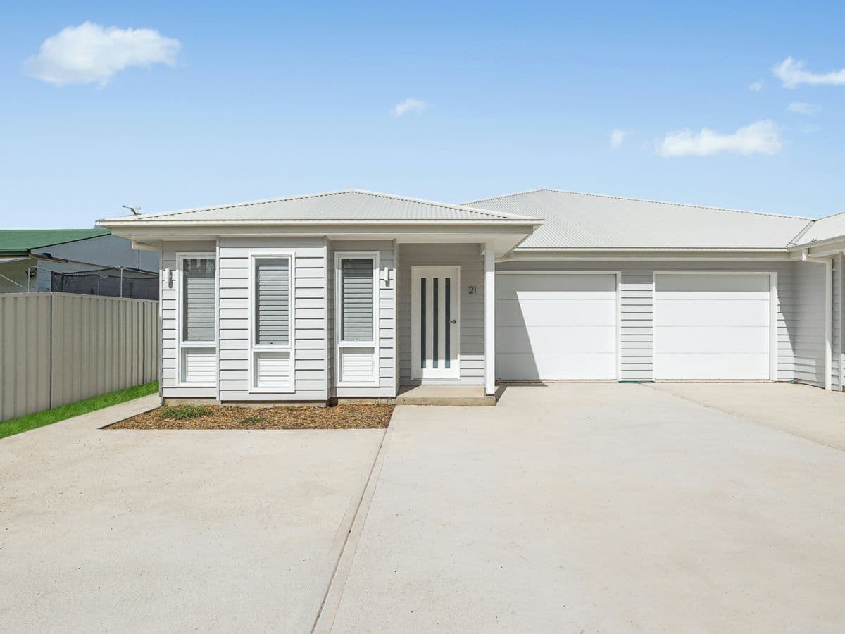 21 Blackman Crescent, MUDGEE, Mudgee - Image 1