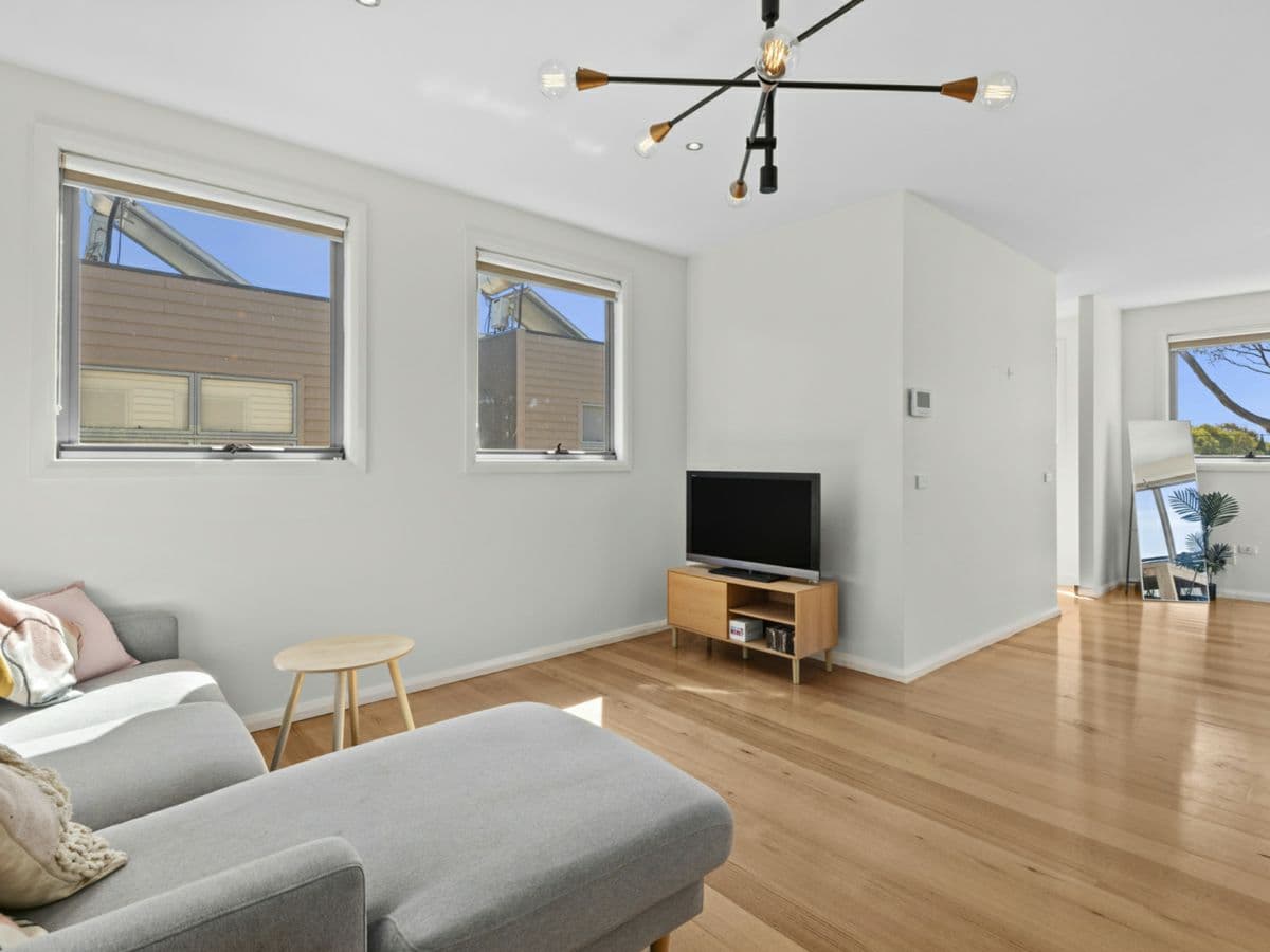 2A Swinburne Street, RIPPLESIDE, Rippleside - Thumbnail 6