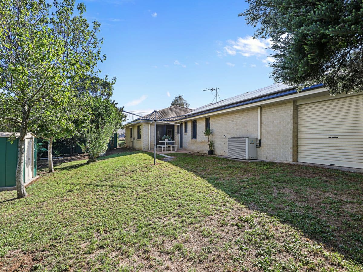 1 Wanaruah Circuit, MUSWELLBROOK, Muswellbrook - Thumbnail 8