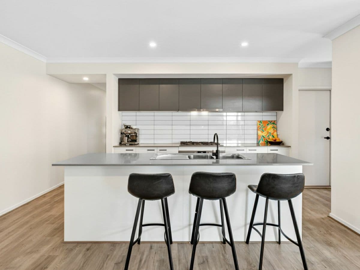 3 Springleaf Way, CHARLEMONT, Charlemont - Thumbnail 2
