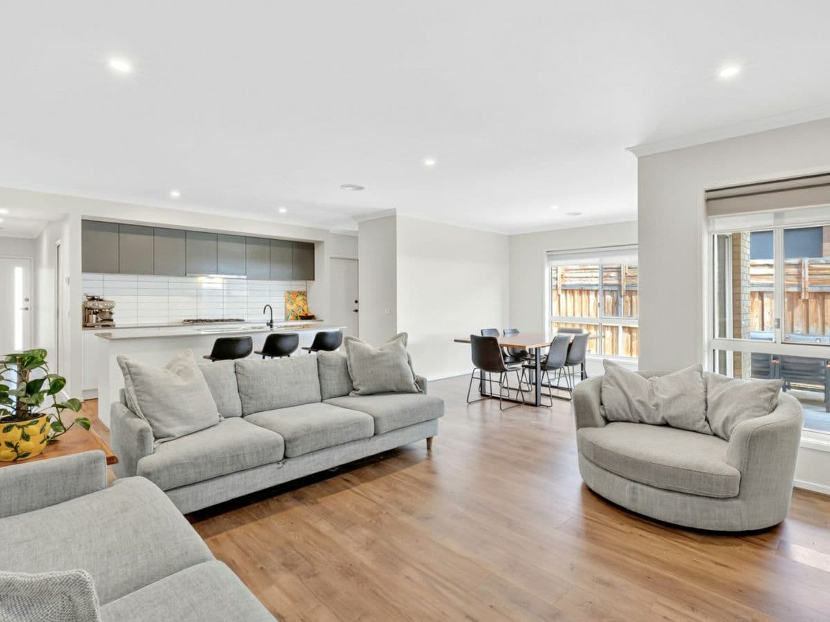 3 Springleaf Way, CHARLEMONT, Charlemont - Thumbnail 3