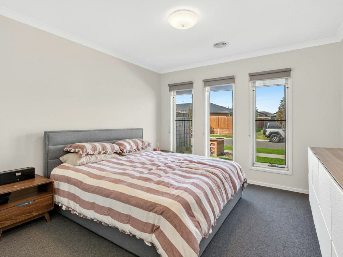 3 Springleaf Way, CHARLEMONT, Charlemont - Thumbnail 4