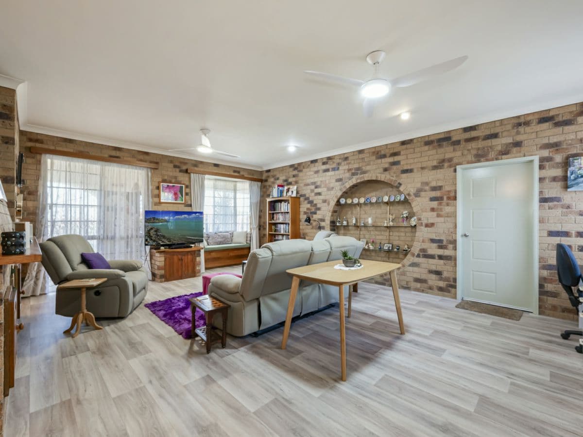 12 Rehbein Avenue, QUNABA, Qunaba - Thumbnail 6