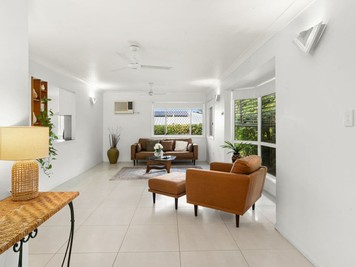 13 Bowen Street, THE RANGE, The Range - Thumbnail 2