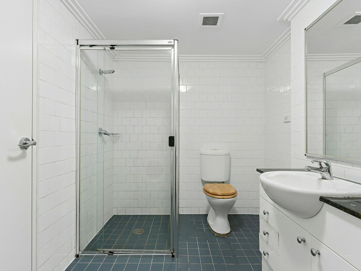 33/66-70 Parramatta Road, CAMPERDOWN, Camperdown - Thumbnail 7