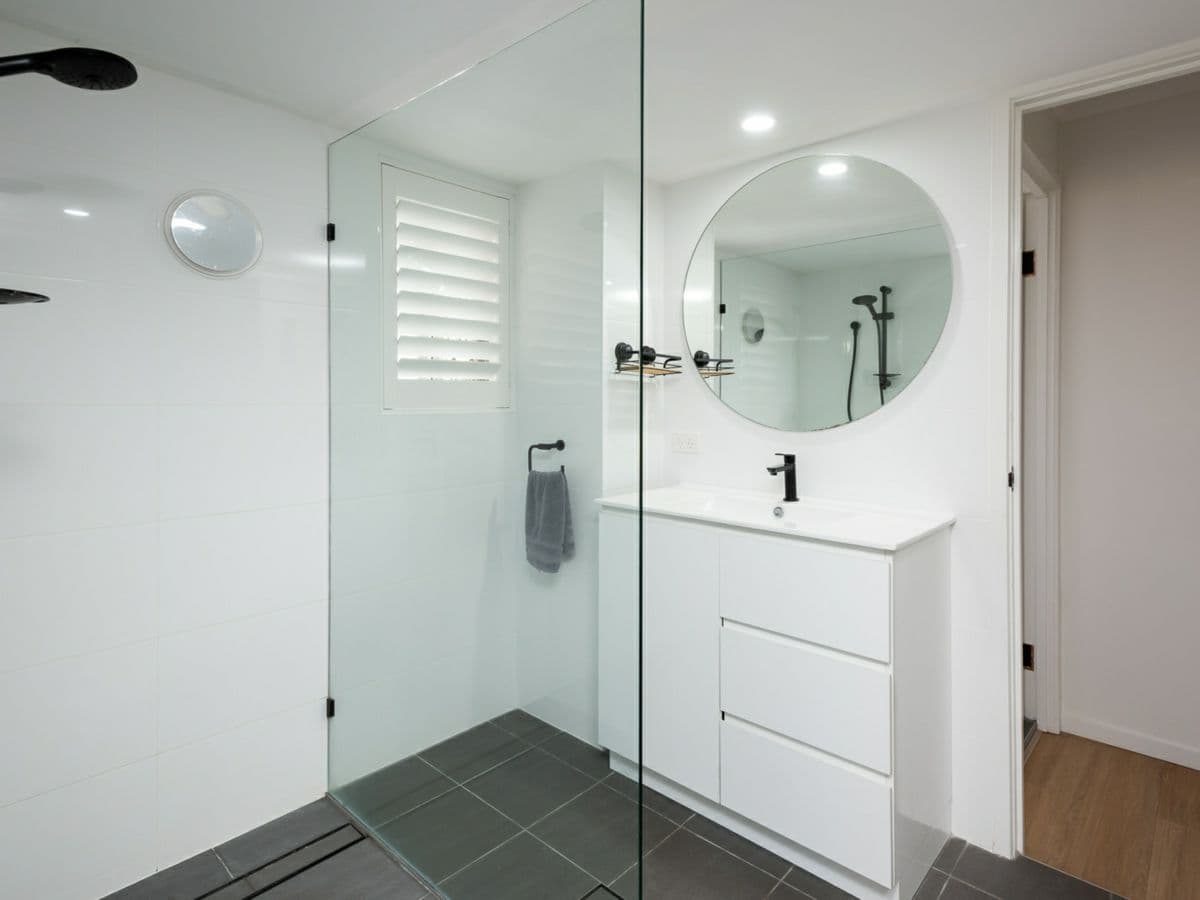 7/32 Meron Street, SOUTHPORT, Southport - Thumbnail 7