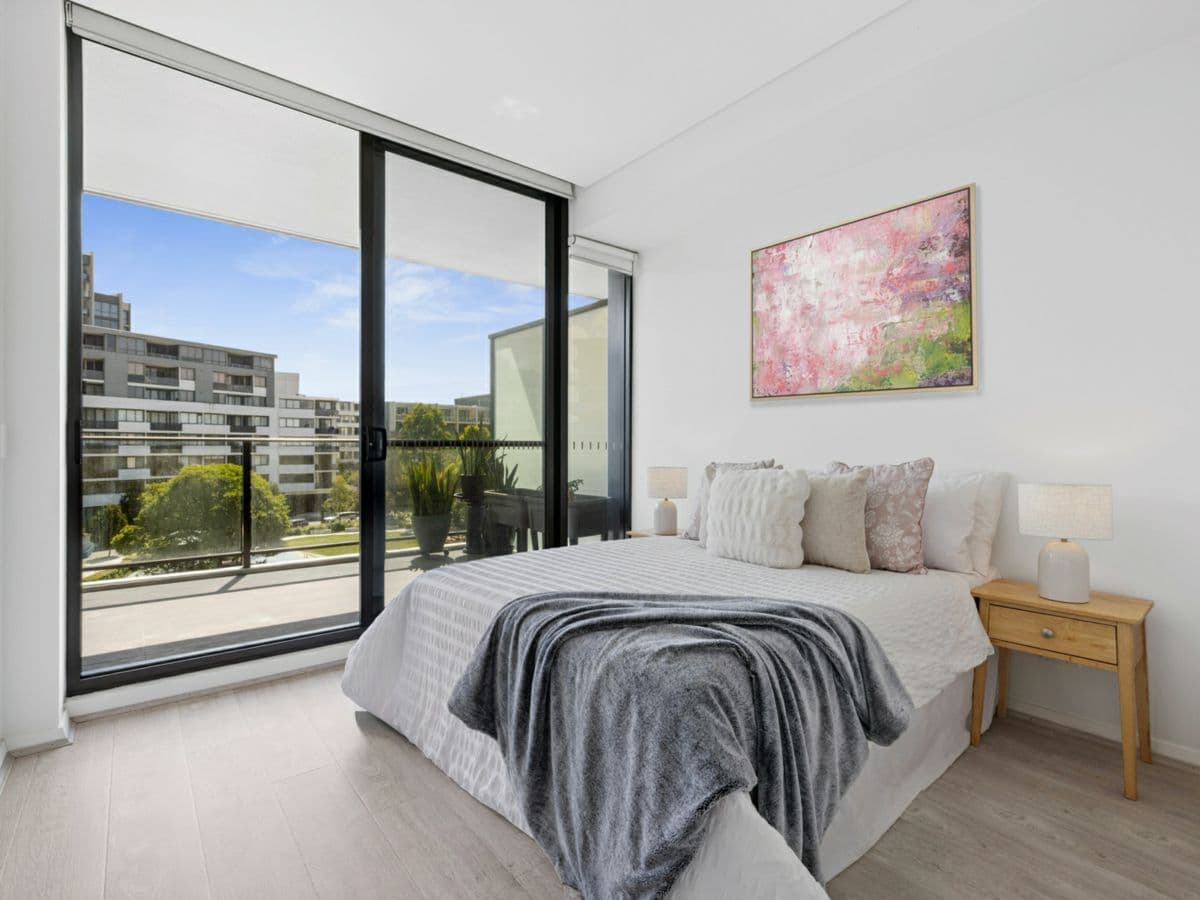 10008/16 Amalfi Drive, WENTWORTH POINT, Wentworth Point - Thumbnail 4