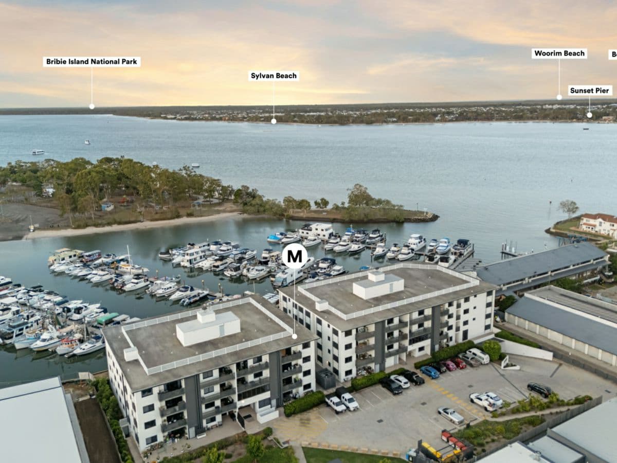 127/3-5 Spinnaker Drive, SANDSTONE POINT, Sandstone Point - Thumbnail 4