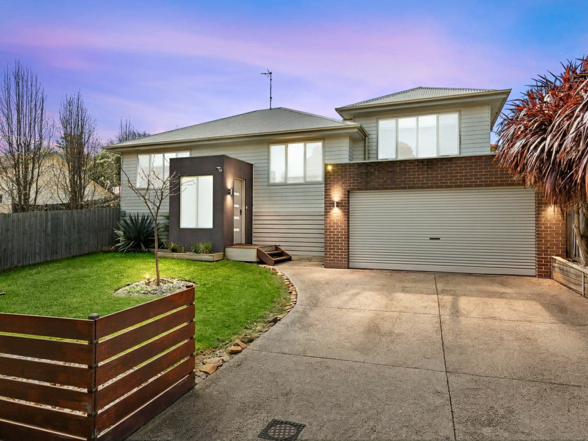 1/32 The Avenue, BELMONT, Belmont - Image 1