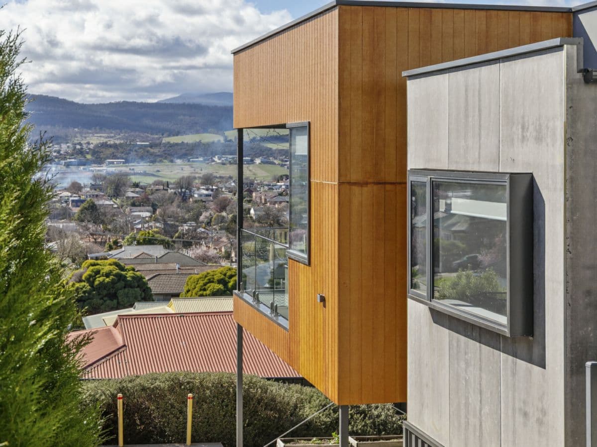 2/8 Roman Court, NEWSTEAD, Newstead - Thumbnail 8