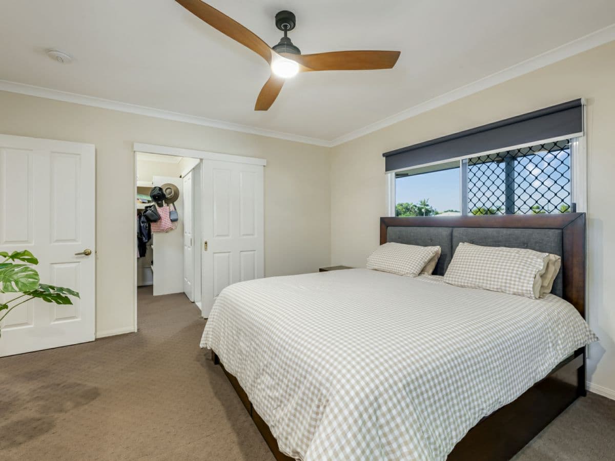 42 Moore Park Road, MOORE PARK BEACH, Moore Park Beach - Thumbnail 7
