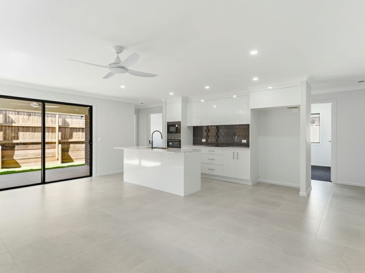 36 Keppel Avenue, NORMAN GARDENS, Norman Gardens - Thumbnail 3