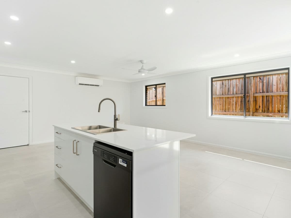 36 Keppel Avenue, NORMAN GARDENS, Norman Gardens - Thumbnail 5