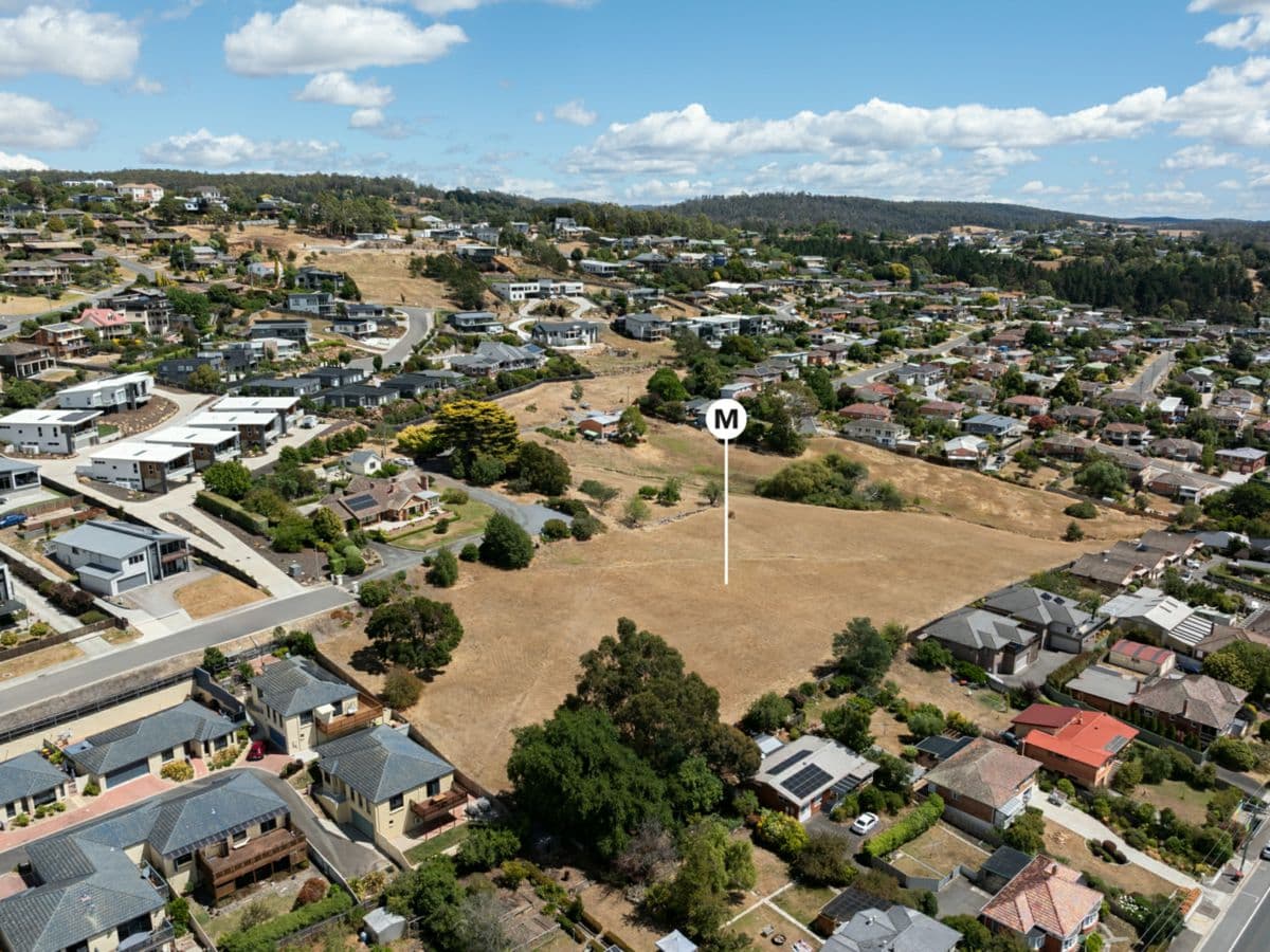 9 Elben Court, RIVERSIDE, Riverside - Thumbnail 3