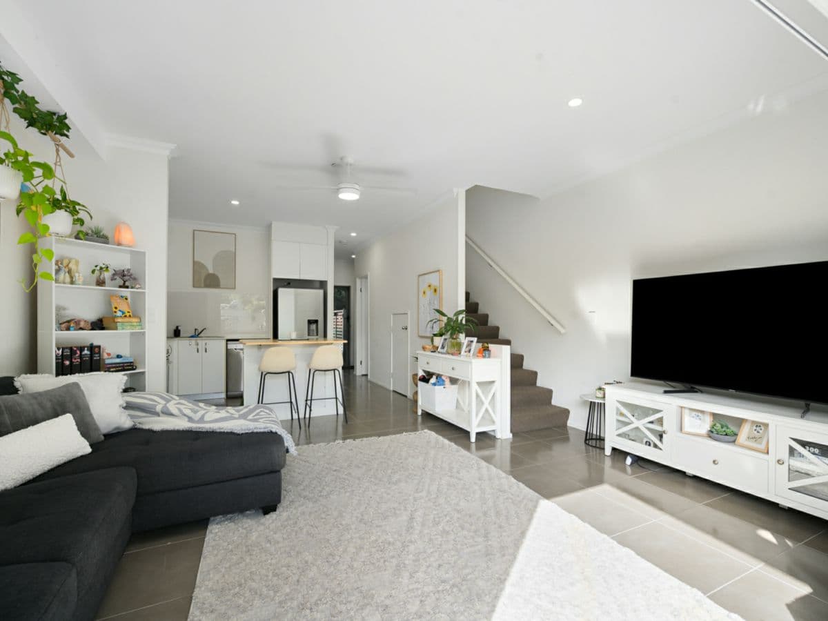 48/460-462 Pine Ridge Road, COOMBABAH, Coombabah - Image 1