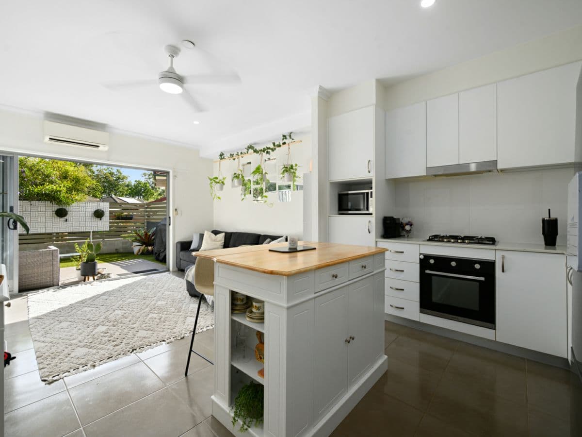 48/460-462 Pine Ridge Road, COOMBABAH, Coombabah - Thumbnail 4