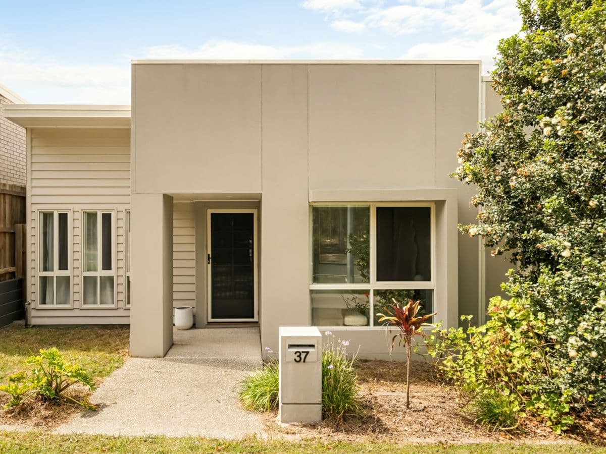37 Tempo Drive, RIPLEY, Ripley - Image 1