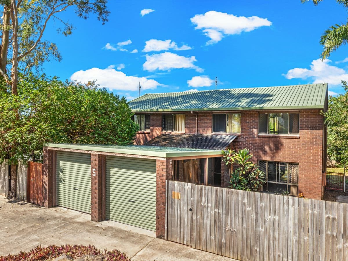 5 Barnes Place, CANNONVALE, Cannonvale - Thumbnail 2