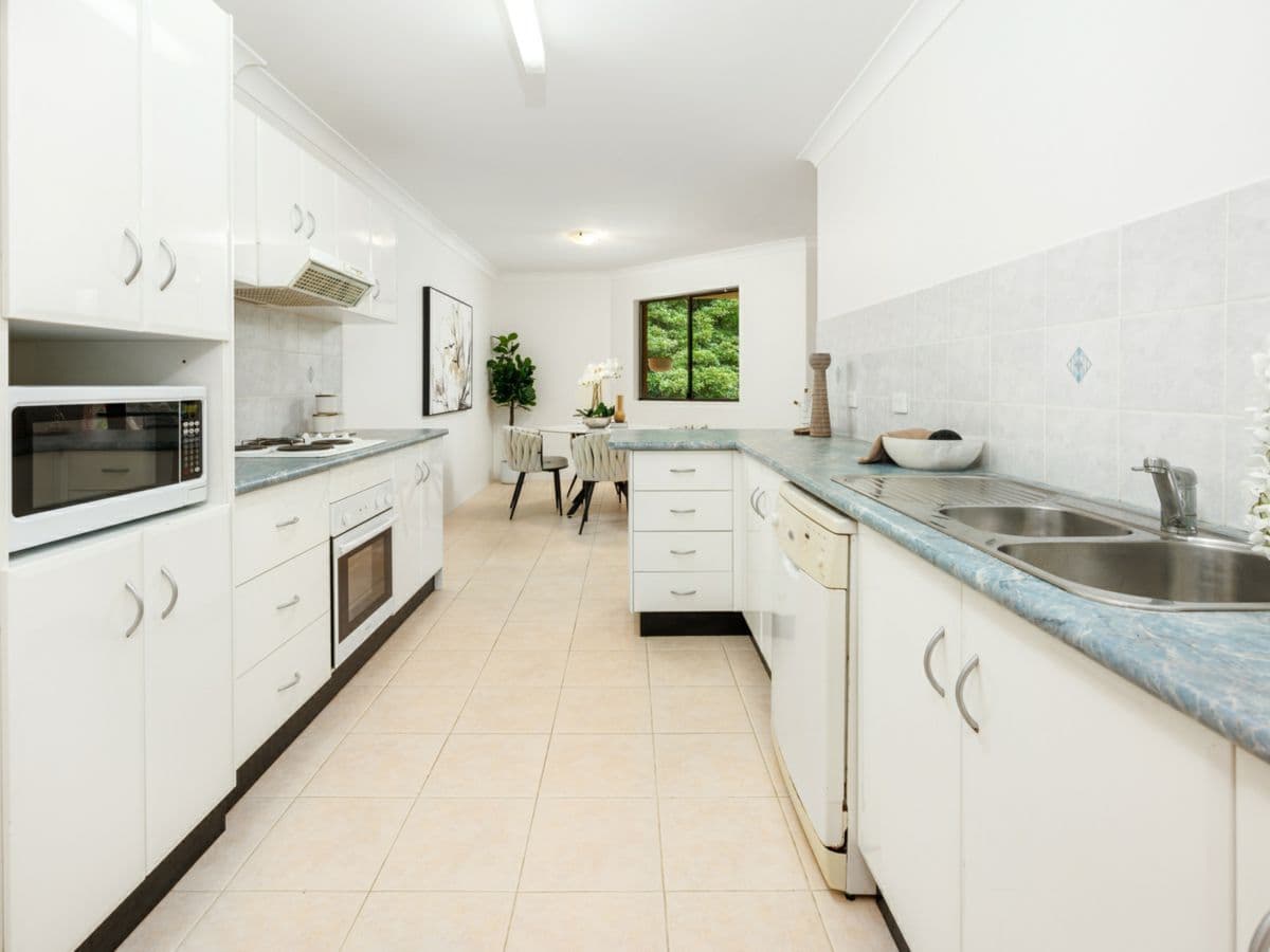 15/4-6 Freeman Place, CARLINGFORD, Carlingford - Thumbnail 4