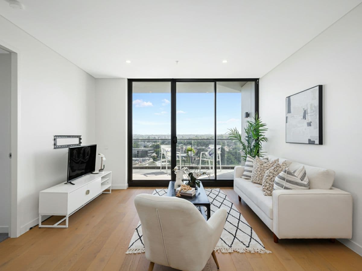 1305/12 Phillip Street, PARRAMATTA, Parramatta - Thumbnail 2
