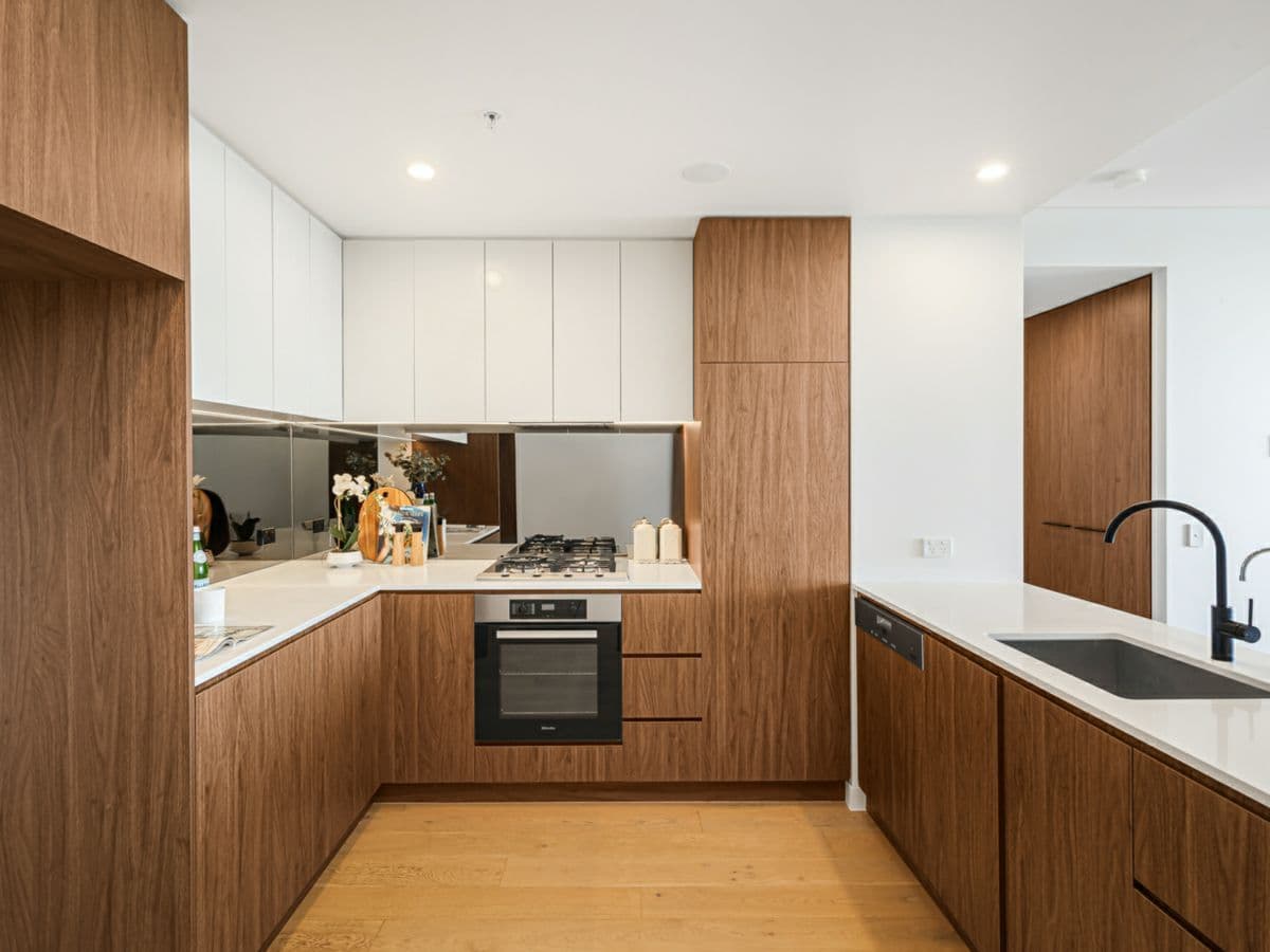 1305/12 Phillip Street, PARRAMATTA, Parramatta - Thumbnail 7