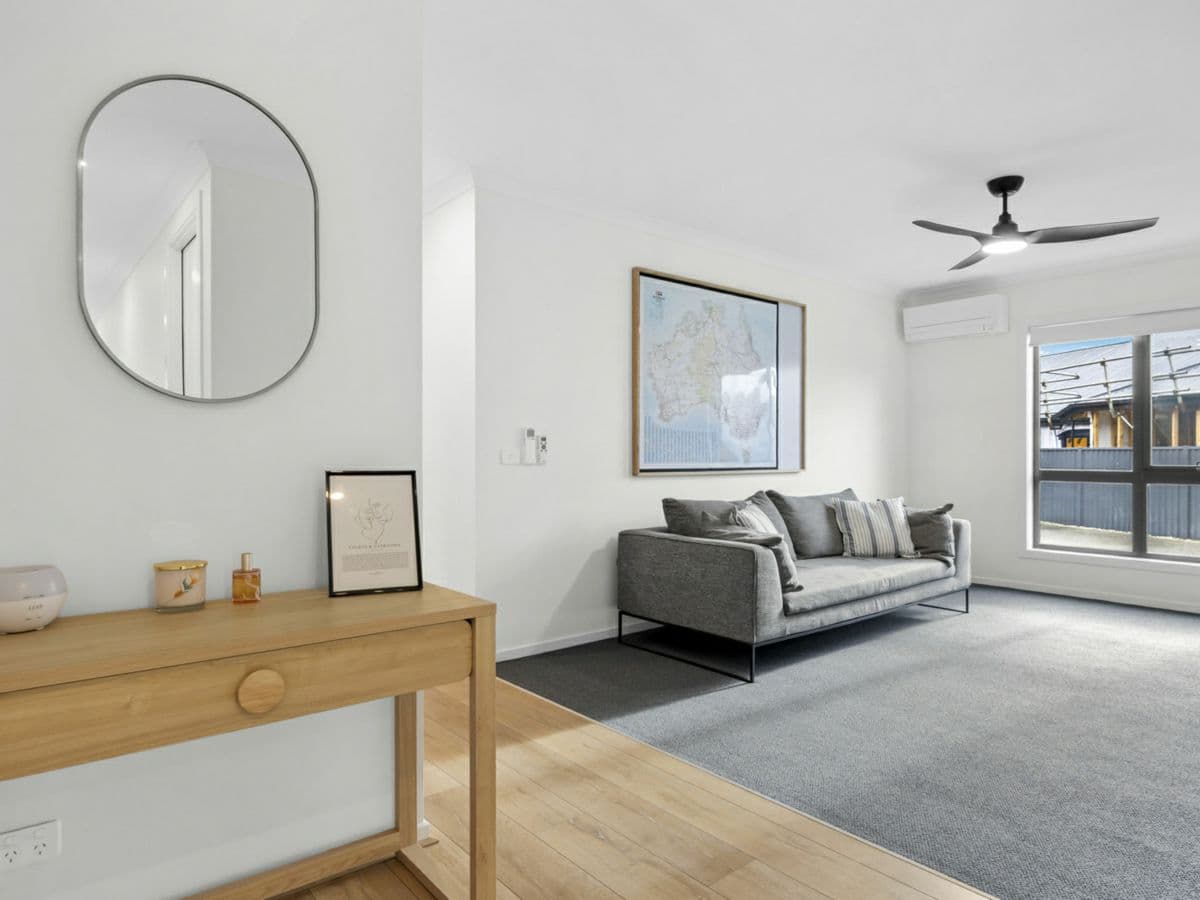9 June Court, BALLARAT EAST, Ballarat East - Thumbnail 2
