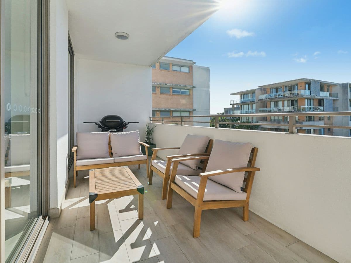 305/82 Bay Street, BOTANY, Botany - Thumbnail 3