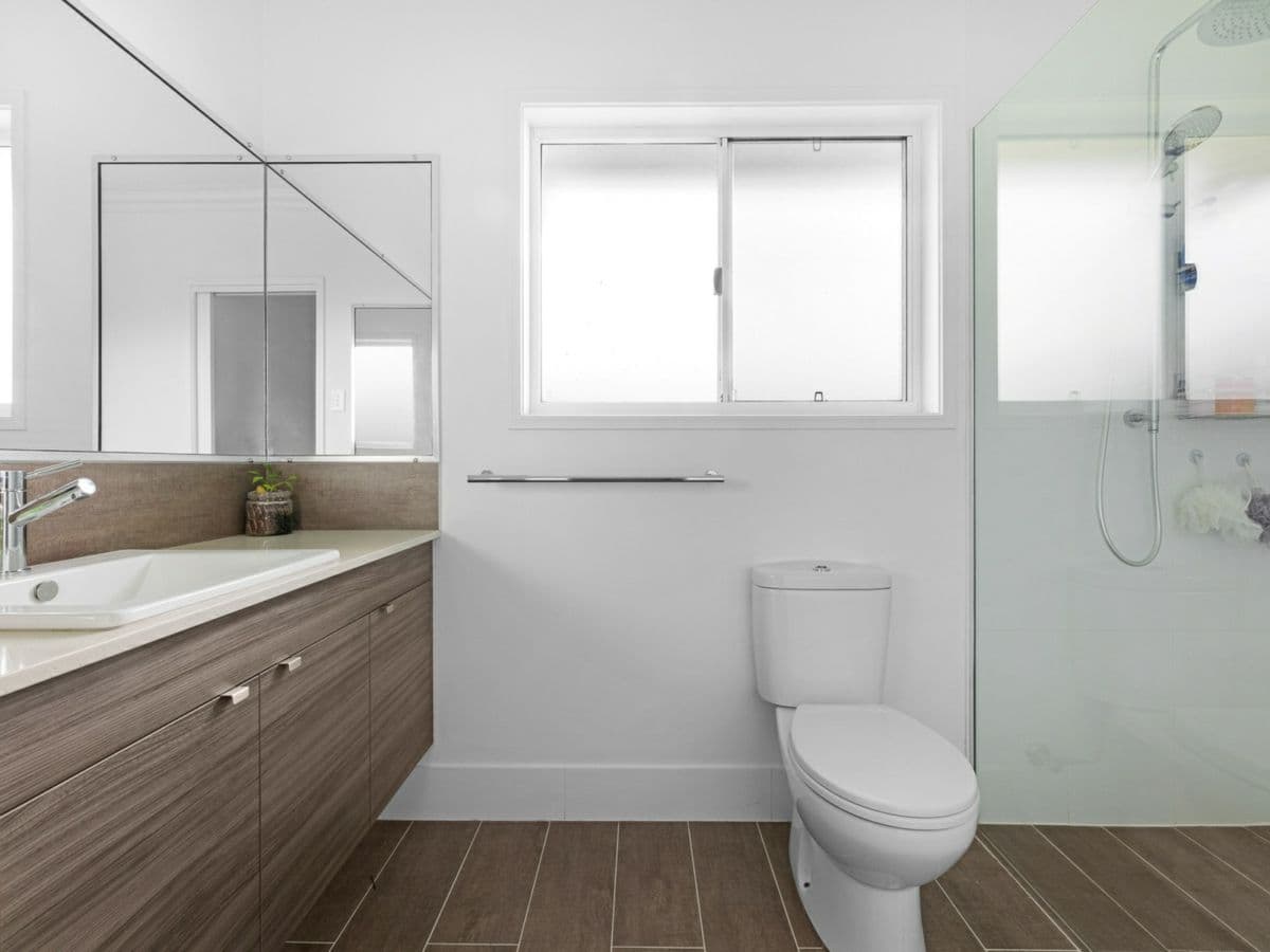 70 Lake Drive, YENGARIE, Yengarie - Thumbnail 8