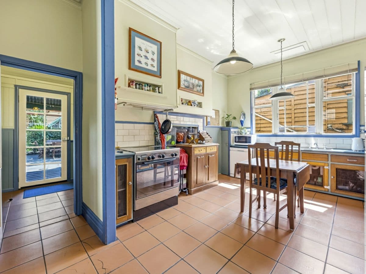 12 Windermere Street, BALLARAT CENTRAL, Ballarat Central - Thumbnail 5