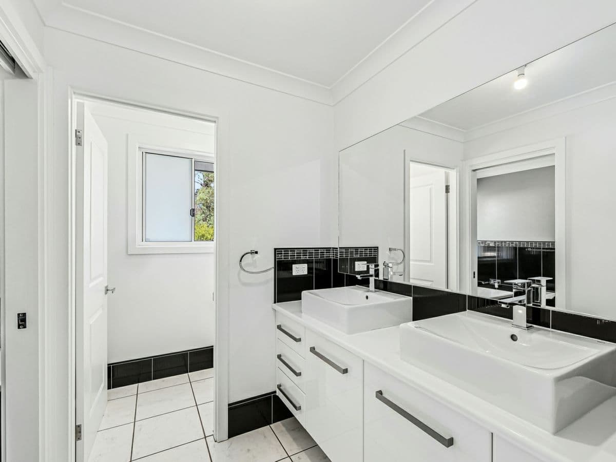 15 Wenonah Street, GULGONG, Gulgong - Thumbnail 8