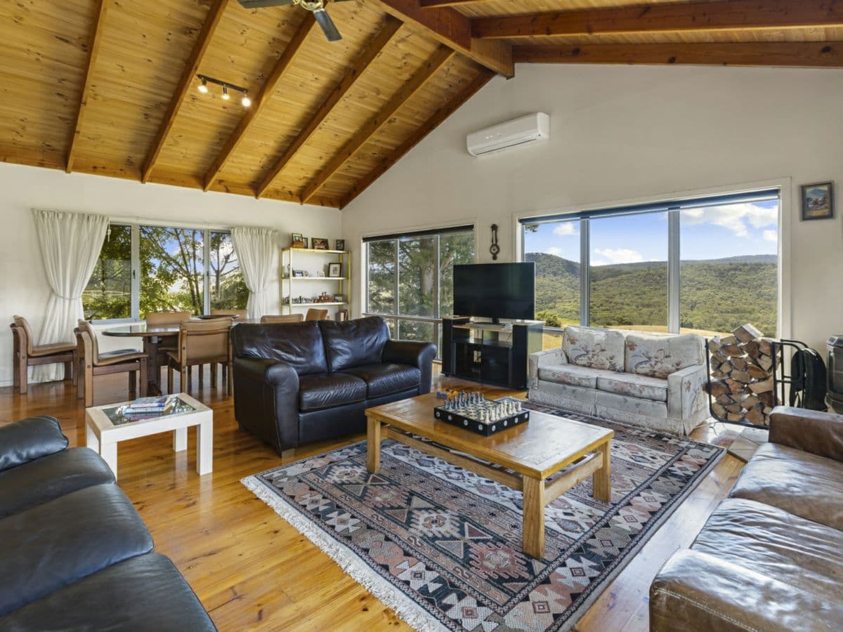 68 Alpine Ridge Drive, MERRIJIG, Merrijig - Thumbnail 3