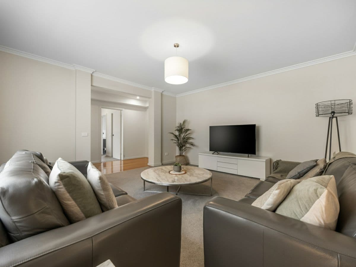 32 Alfredton Drive, ALFREDTON, Alfredton - Thumbnail 4