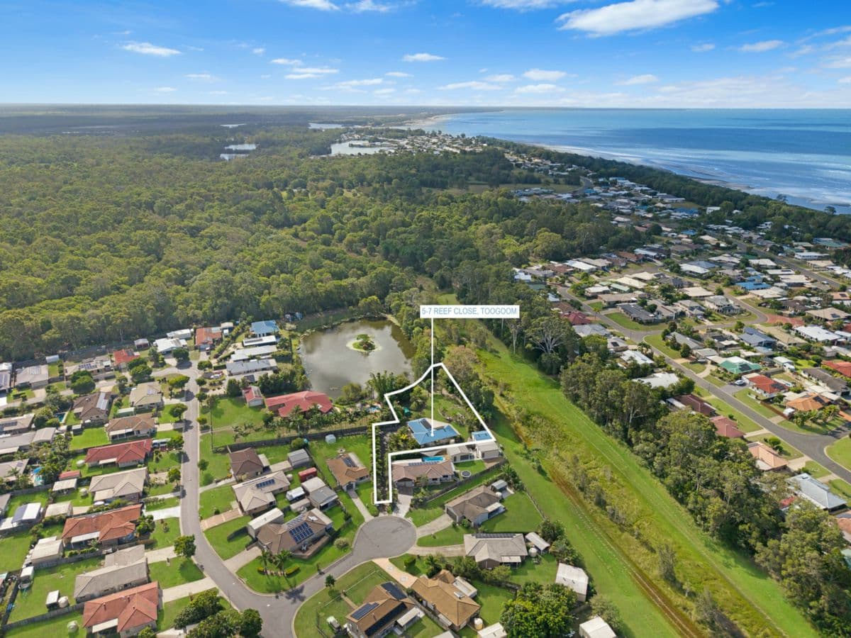 5-7 Reef Close, TOOGOOM, Toogoom - Thumbnail 3