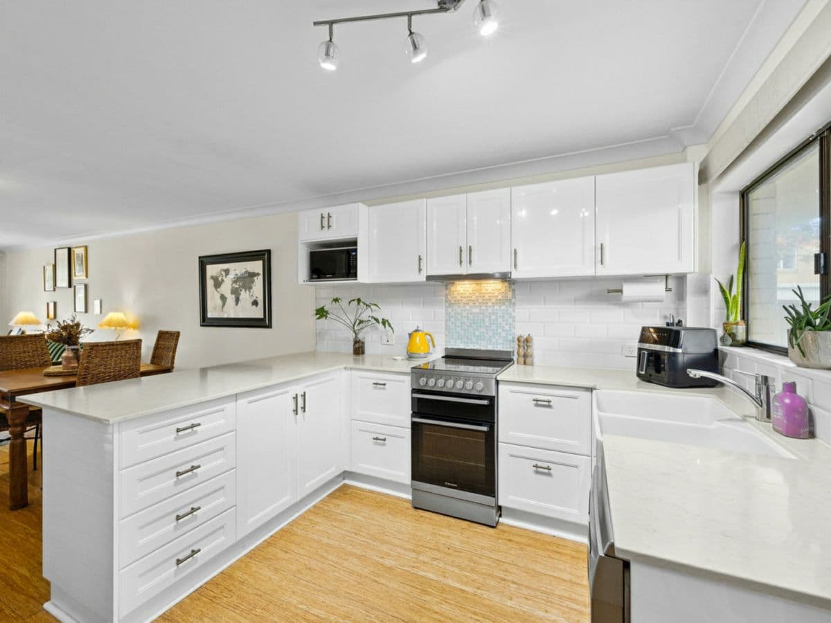 1/5 Goonawarra Drive, MOOLOOLABA, Mooloolaba - Thumbnail 5