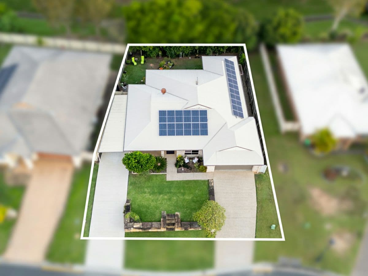 14 Tinsey Court, CABOOLTURE, Caboolture - Thumbnail 3