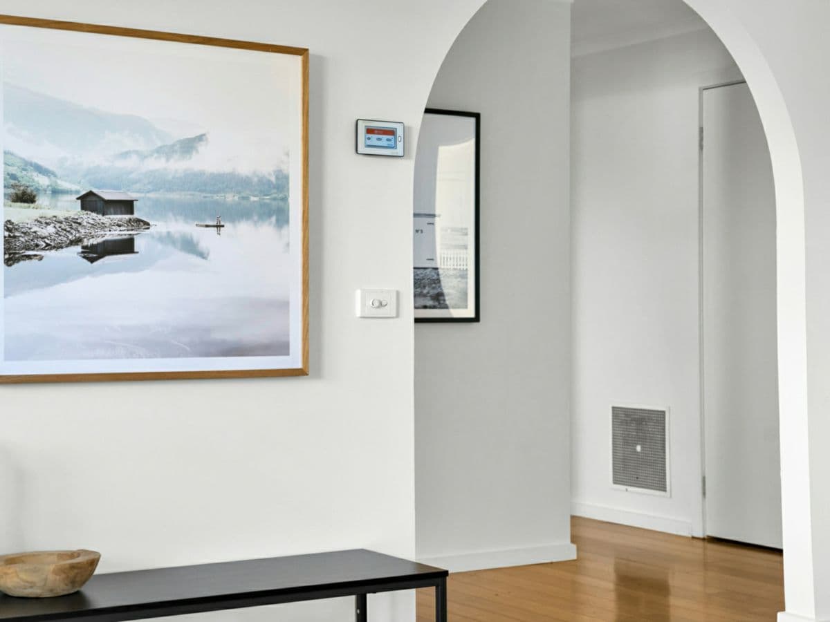41 Collins Crescent, BERWICK, Berwick - Thumbnail 5