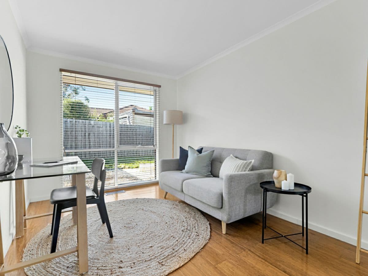 41 Collins Crescent, BERWICK, Berwick - Thumbnail 8