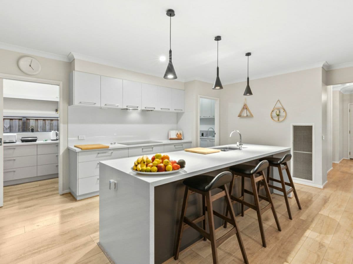18 Velocity Way, MOUNT DUNEED, Mount Duneed - Thumbnail 2